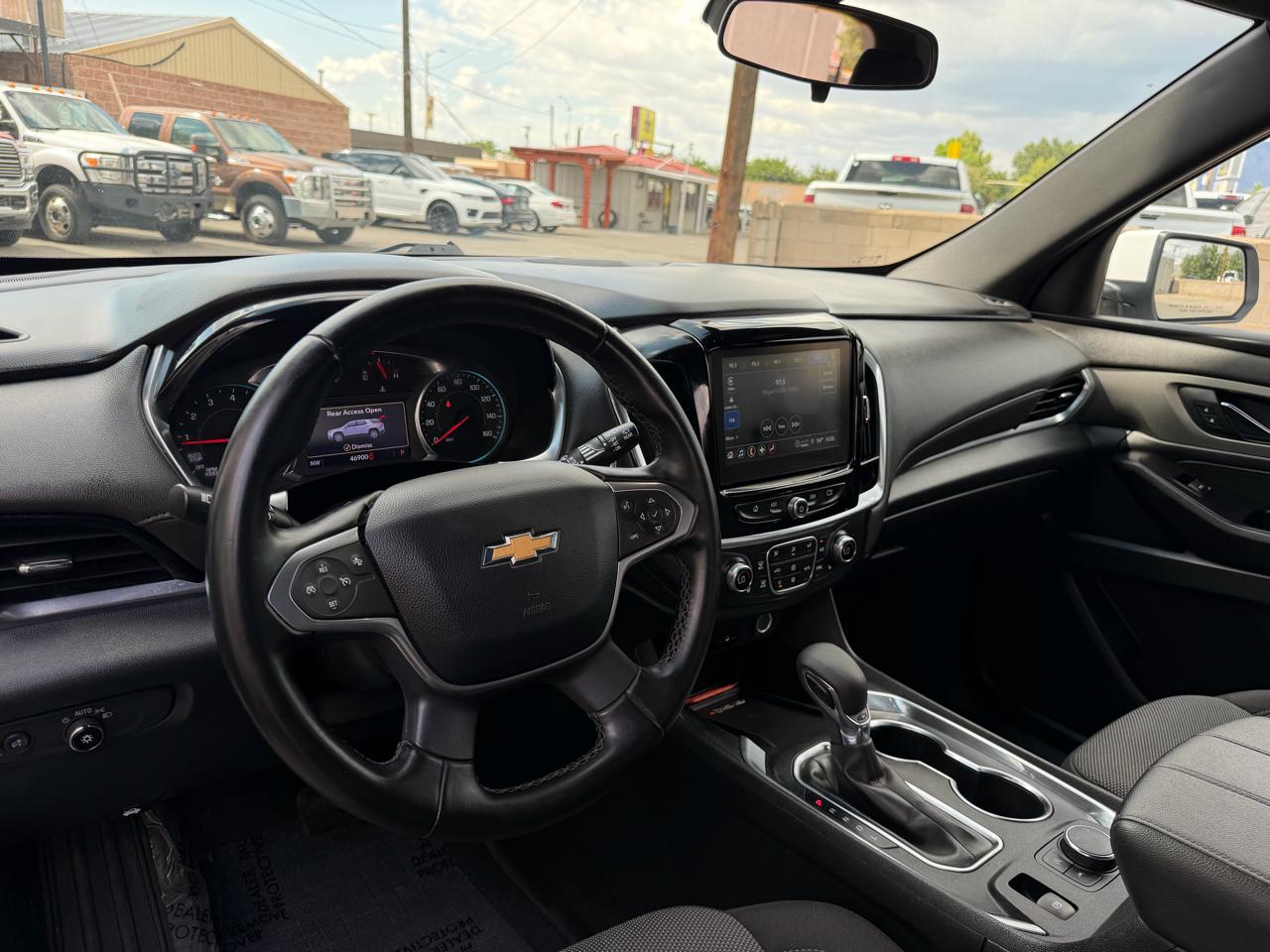 Chevrolet Traverse AWD 4dr LT Cloth w/1LT 2023