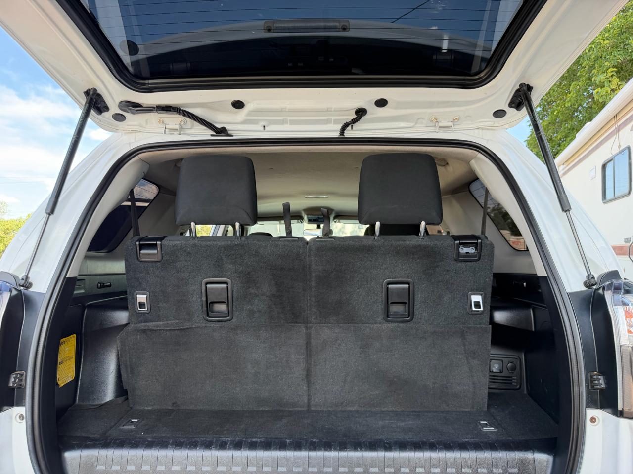 Toyota 4Runner SR5 4WD V6 2018