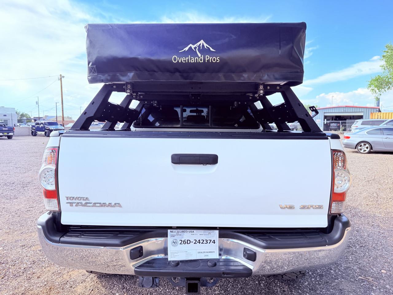 Toyota Tacoma 4WD Double Cab V6 AT (Natl) 2015