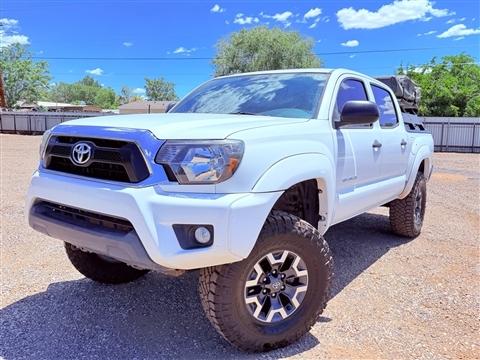 2015 Toyota Tacoma 4WD Double Cab V6 AT (Natl)