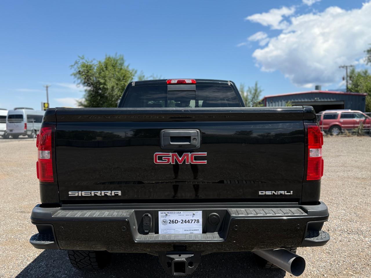 GMC Sierra 2500HD 4WD Crew Cab 153.7" Denali 2018