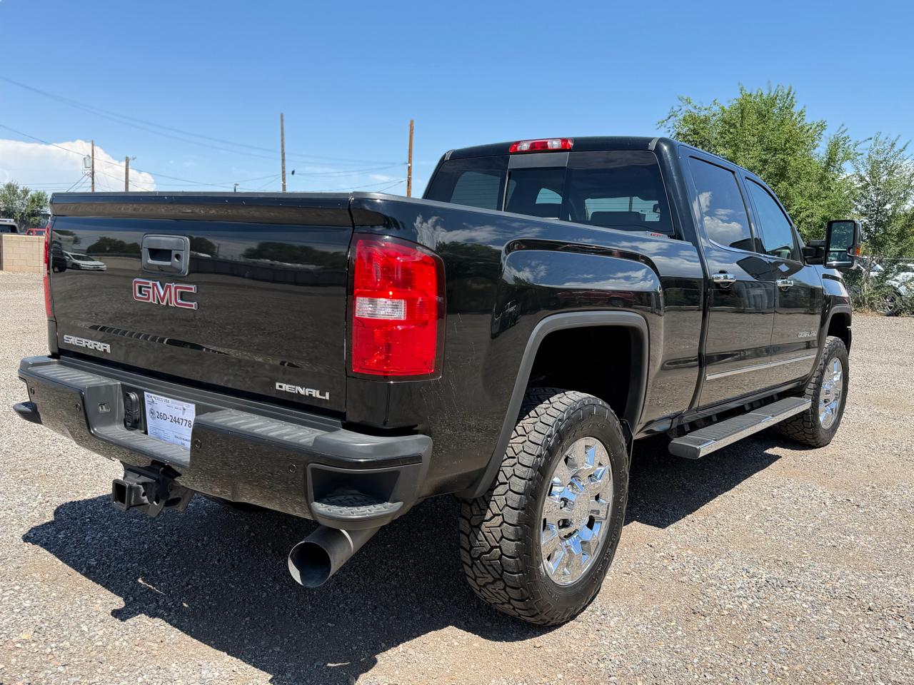 GMC Sierra 2500HD 4WD Crew Cab 153.7" Denali 2018