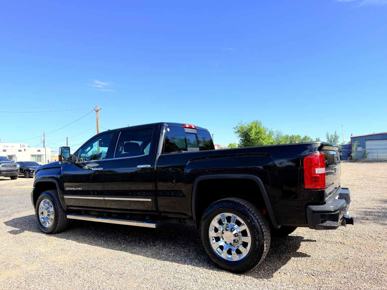 GMC Sierra 2500HD 4WD Crew Cab 153.7" Denali 2018