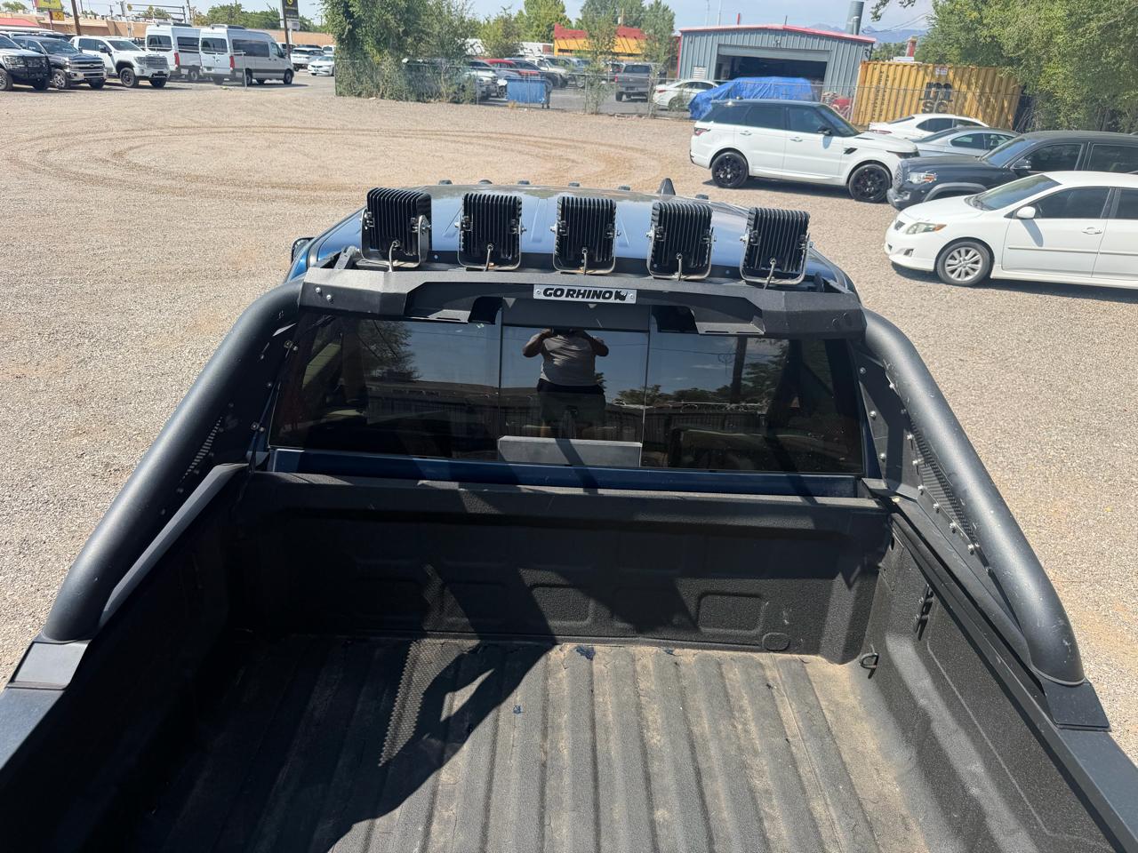 RAM 3500 Laramie 4x4 Crew Cab 8' Box 2022