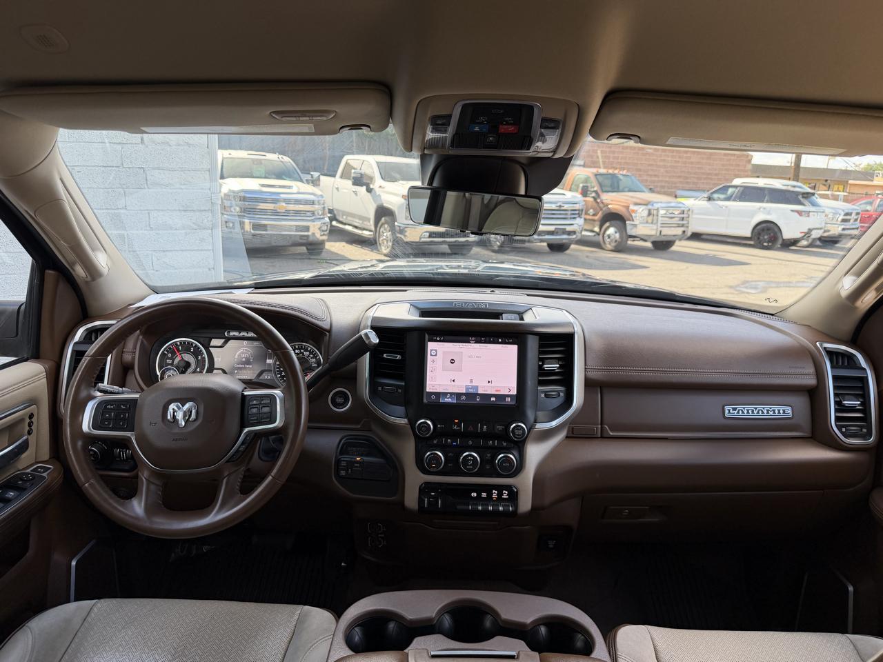 RAM 3500 Laramie 4x4 Crew Cab 8' Box 2022