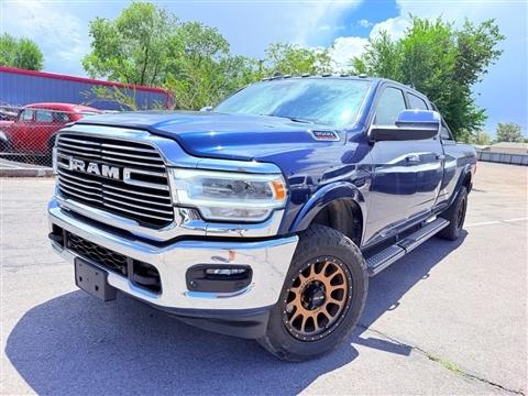 2022 RAM 3500 Laramie 4x4 Crew Cab 8' Box