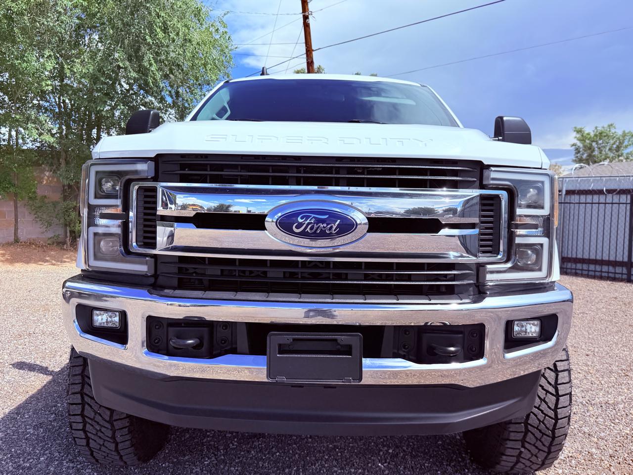 Ford Super Duty F-250 SRW XLT 4WD SuperCab 6.75' Box 2019