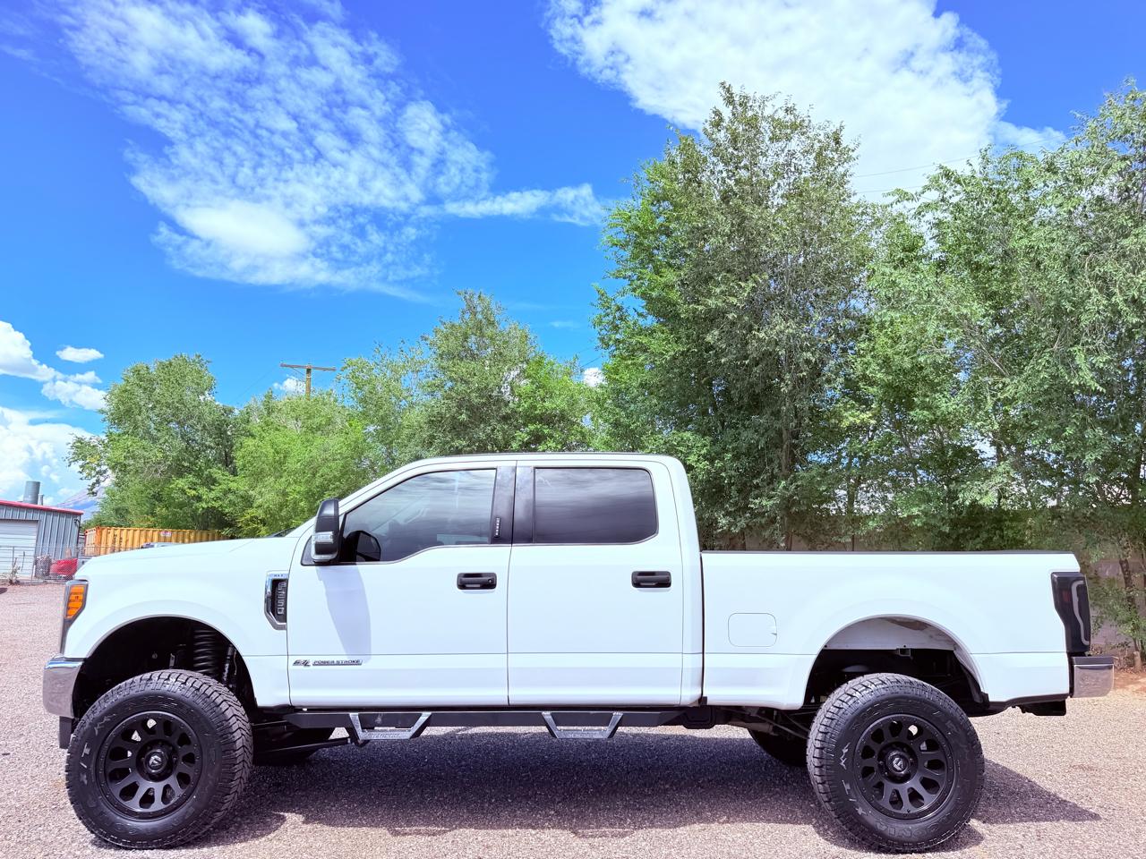 Ford Super Duty F-250 SRW XLT 4WD SuperCab 6.75' Box 2019