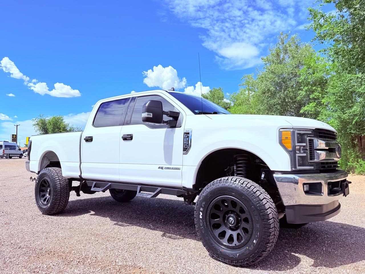 Ford Super Duty F-250 SRW XLT 4WD SuperCab 6.75' Box 2019