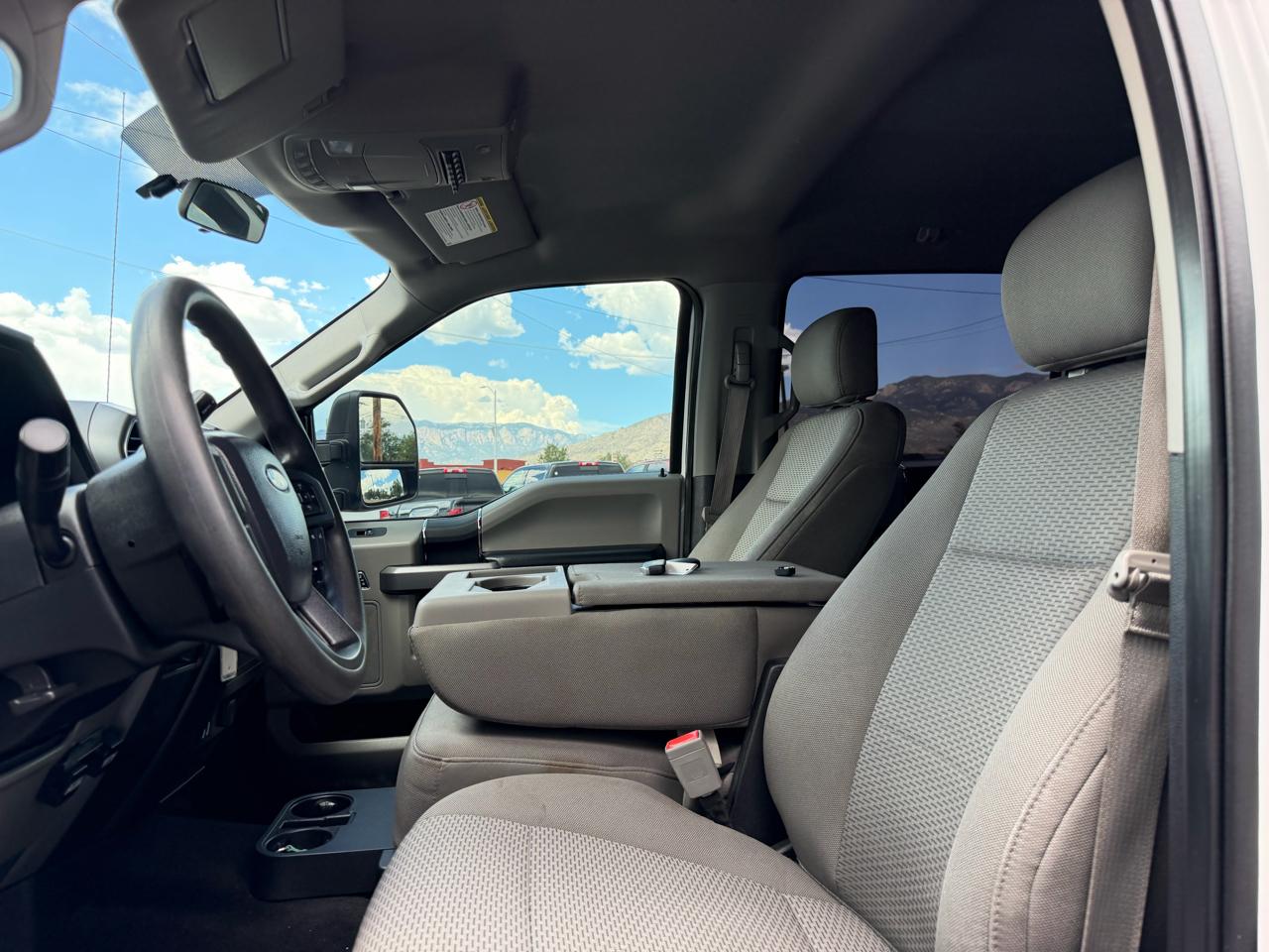 Ford Super Duty F-250 SRW XLT 4WD SuperCab 6.75' Box 2019
