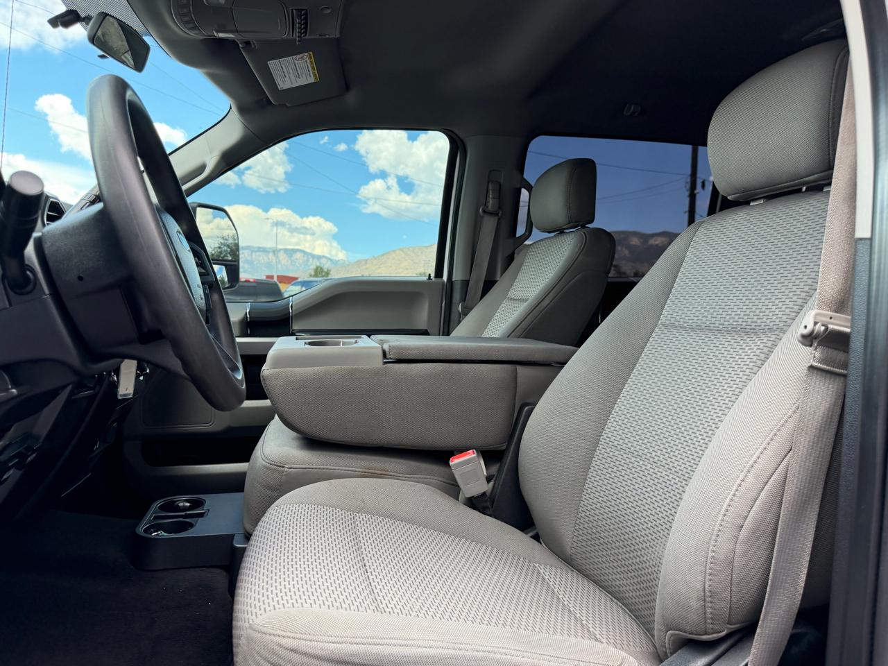 Ford Super Duty F-250 SRW XLT 4WD SuperCab 6.75' Box 2019