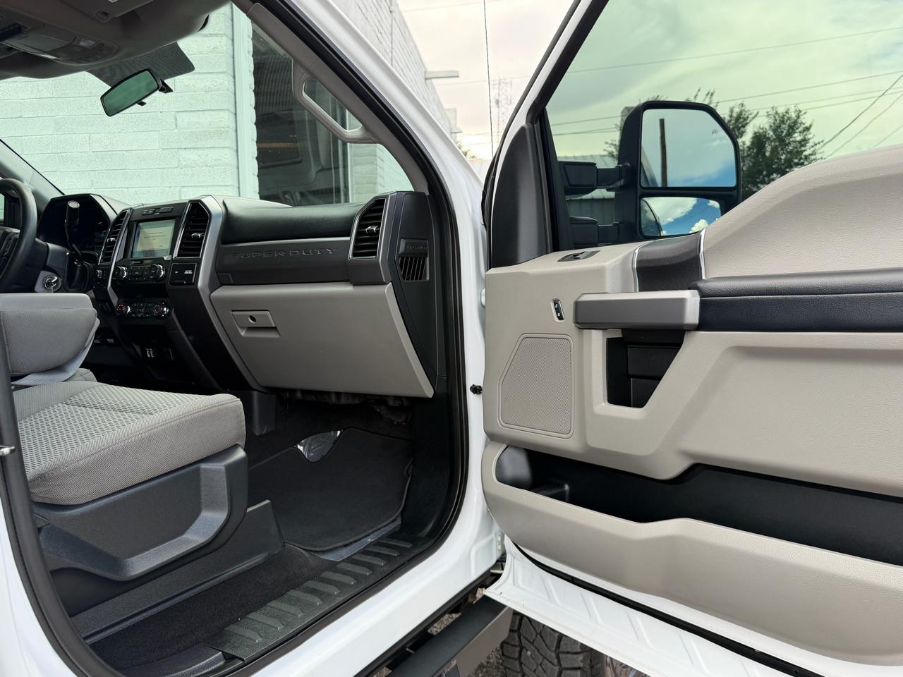 Ford Super Duty F-250 SRW XLT 4WD SuperCab 6.75' Box 2019