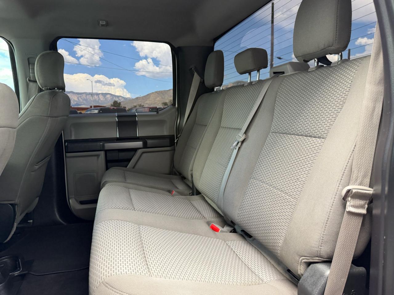 Ford Super Duty F-250 SRW XLT 4WD SuperCab 6.75' Box 2019
