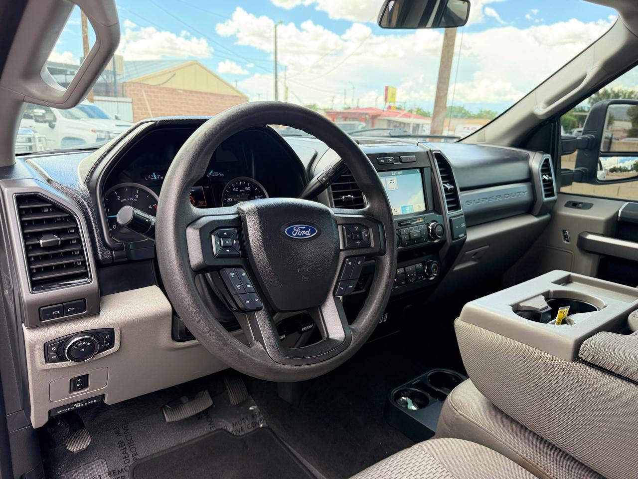 Ford Super Duty F-250 SRW XLT 4WD SuperCab 6.75' Box 2019