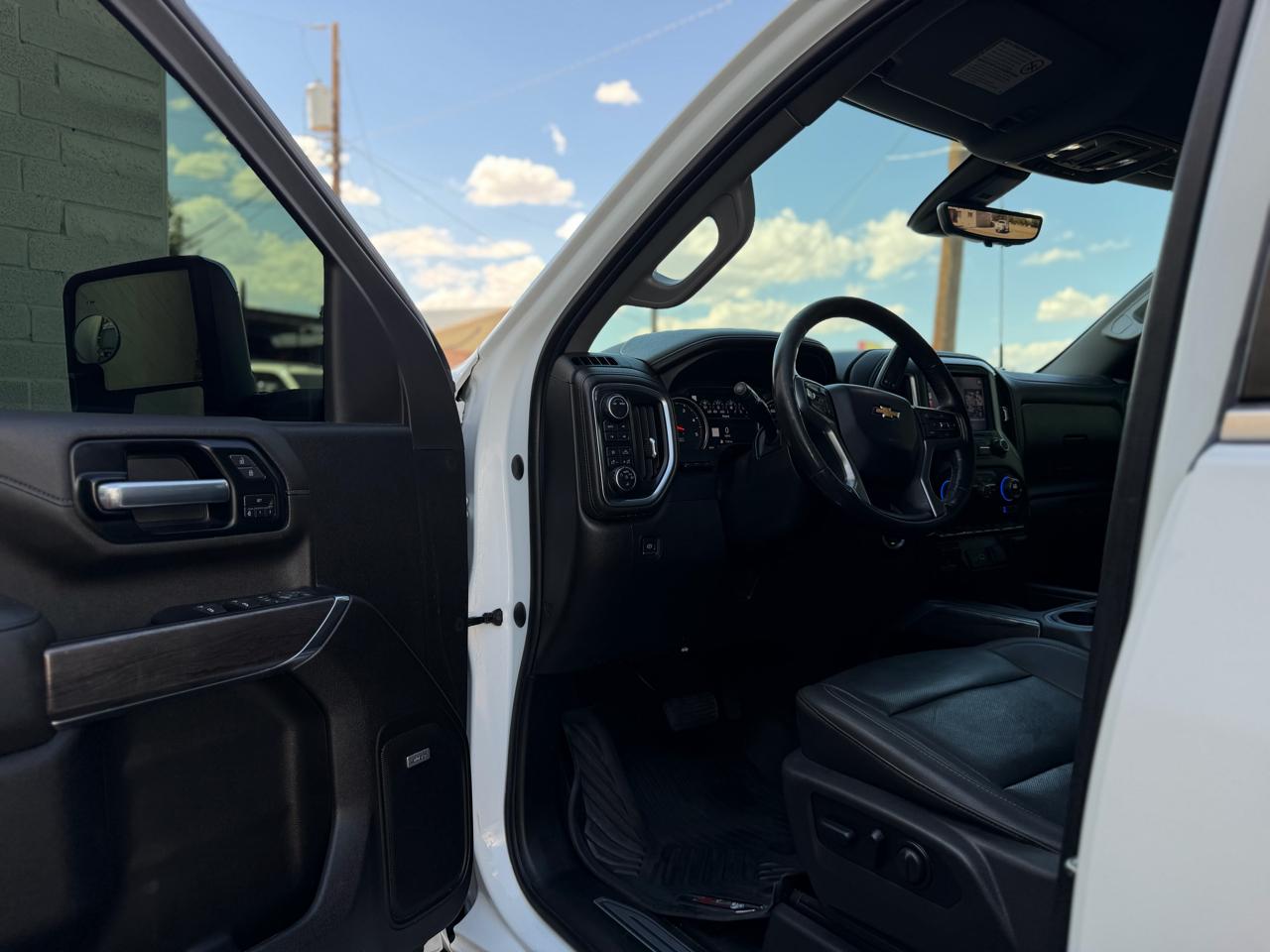 Chevrolet Silverado 2500HD 4WD Crew Cab 172" LTZ 2022