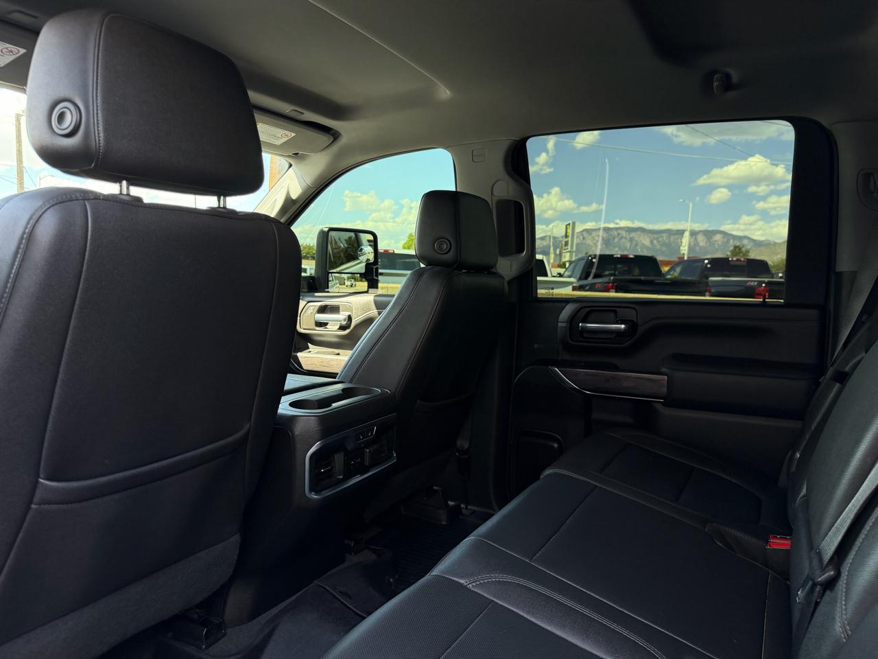 Chevrolet Silverado 2500HD 4WD Crew Cab 172" LTZ 2022