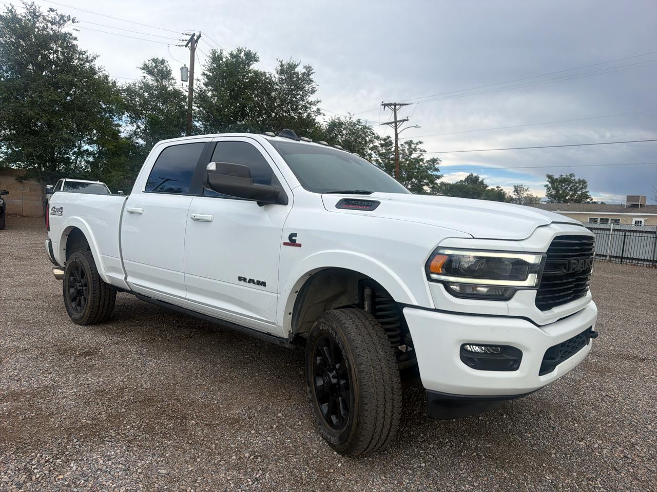 RAM 2500 Laramie 4x4 Crew Cab 6'4" Box 2021