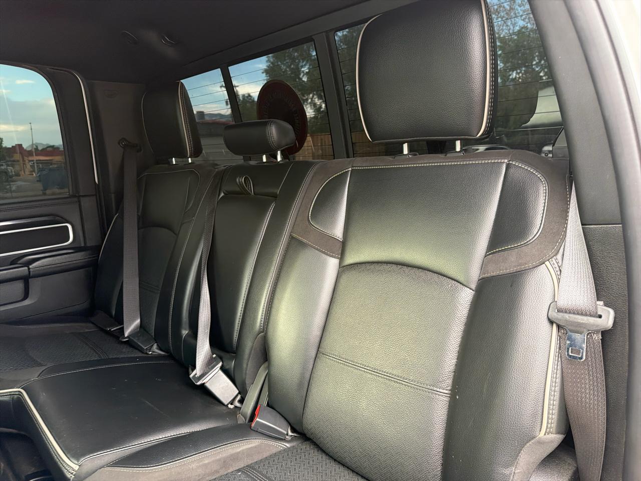 RAM 2500 Laramie 4x4 Crew Cab 6'4" Box 2021