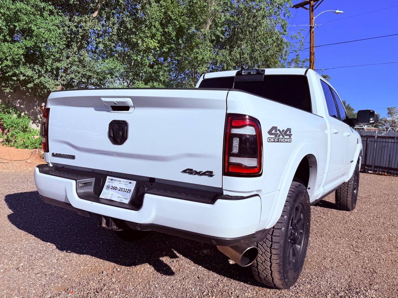RAM 2500 Laramie 4x4 Crew Cab 6'4" Box 2021