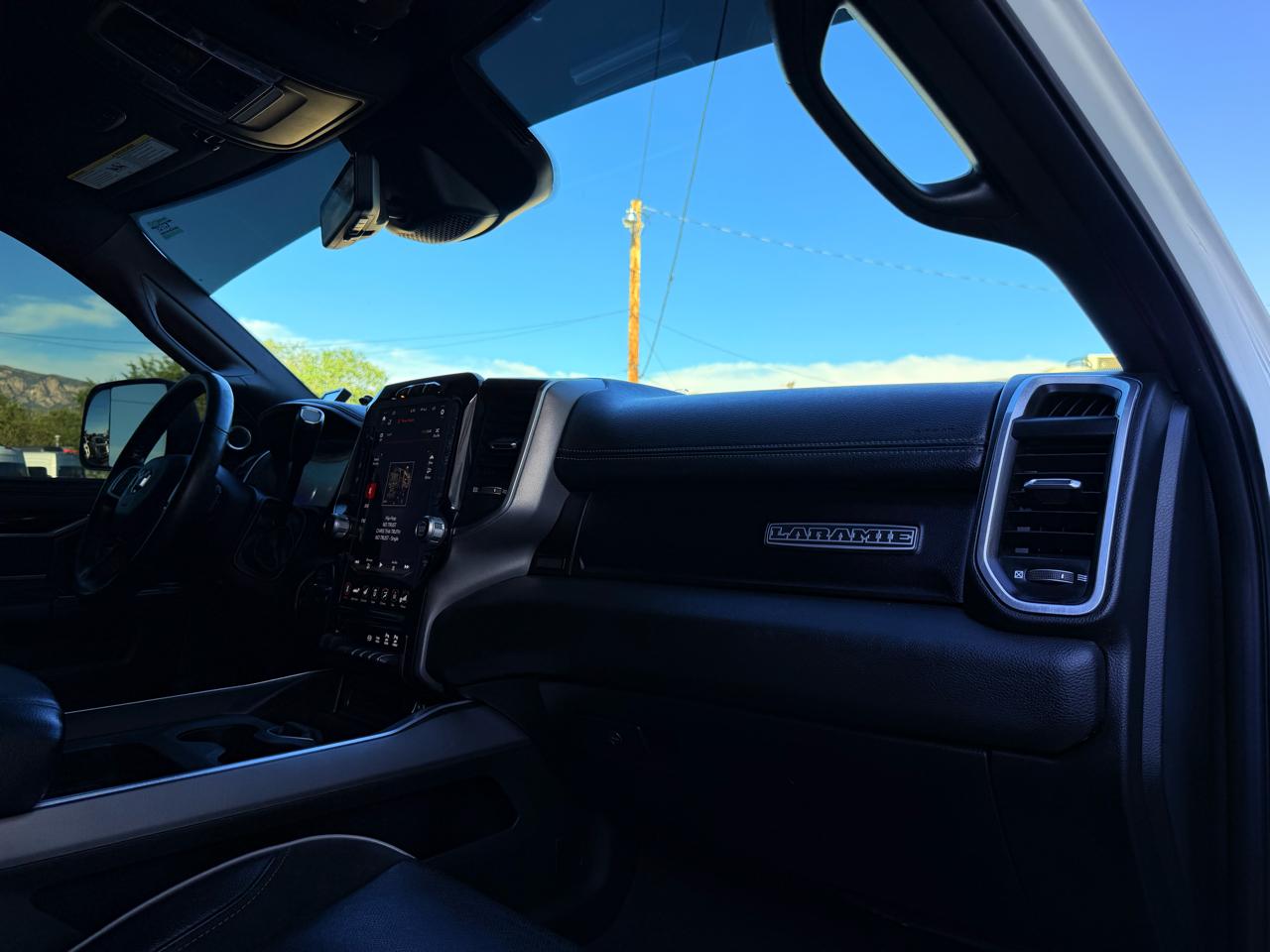 RAM 2500 Laramie 4x4 Crew Cab 6'4" Box 2021