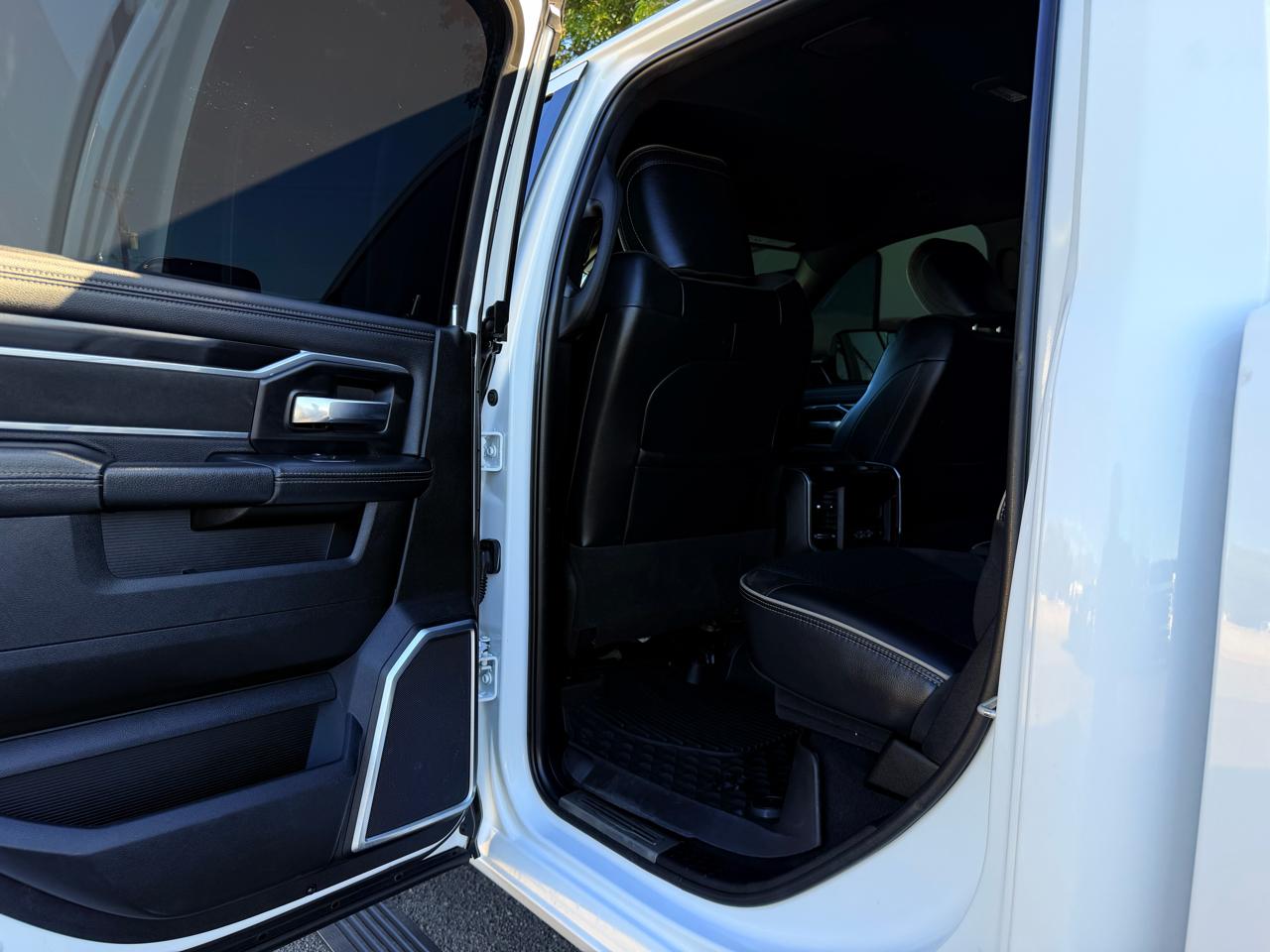 RAM 2500 Laramie 4x4 Crew Cab 6'4" Box 2021