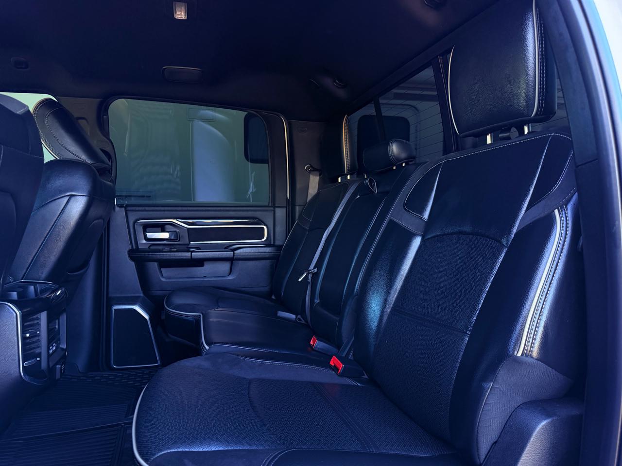 RAM 2500 Laramie 4x4 Crew Cab 6'4" Box 2021