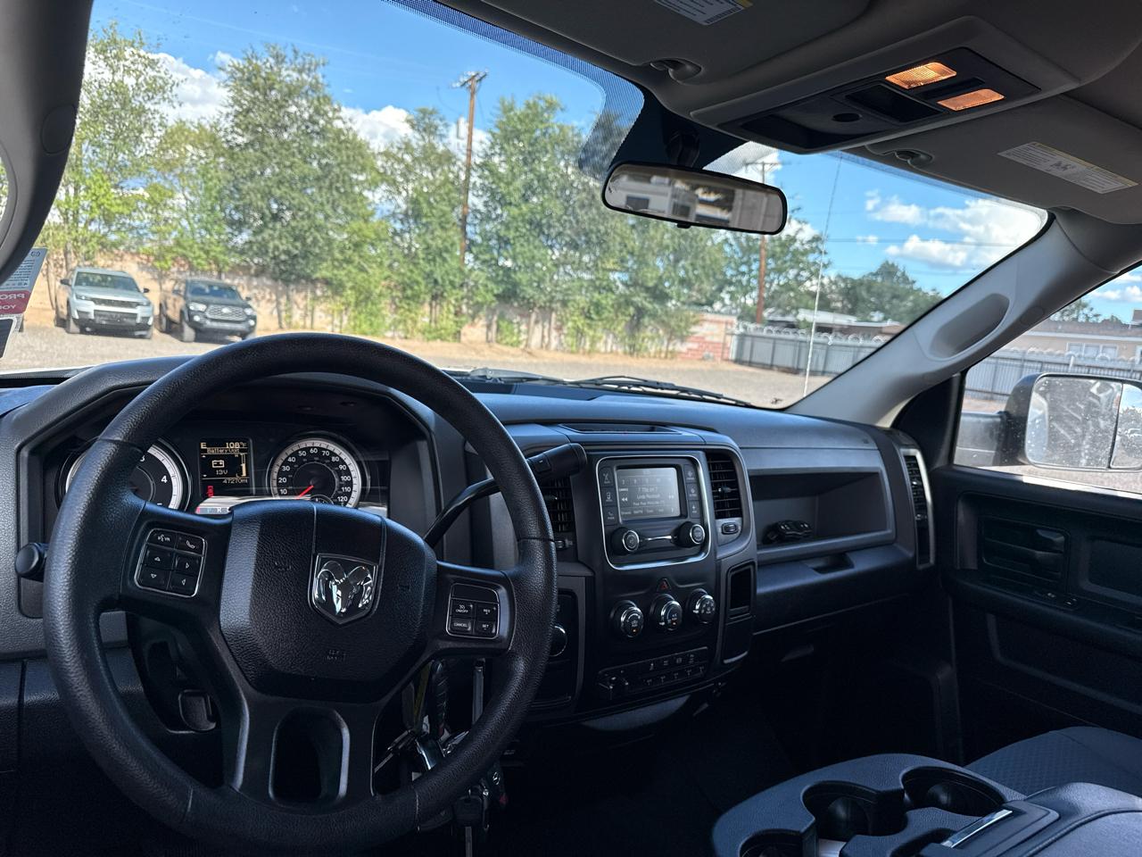RAM 3500 Tradesman 4x4 Crew Cab 8' Box 2018