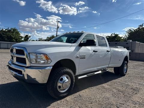 2018 RAM 3500 Tradesman 4x4 Crew Cab 8' Box
