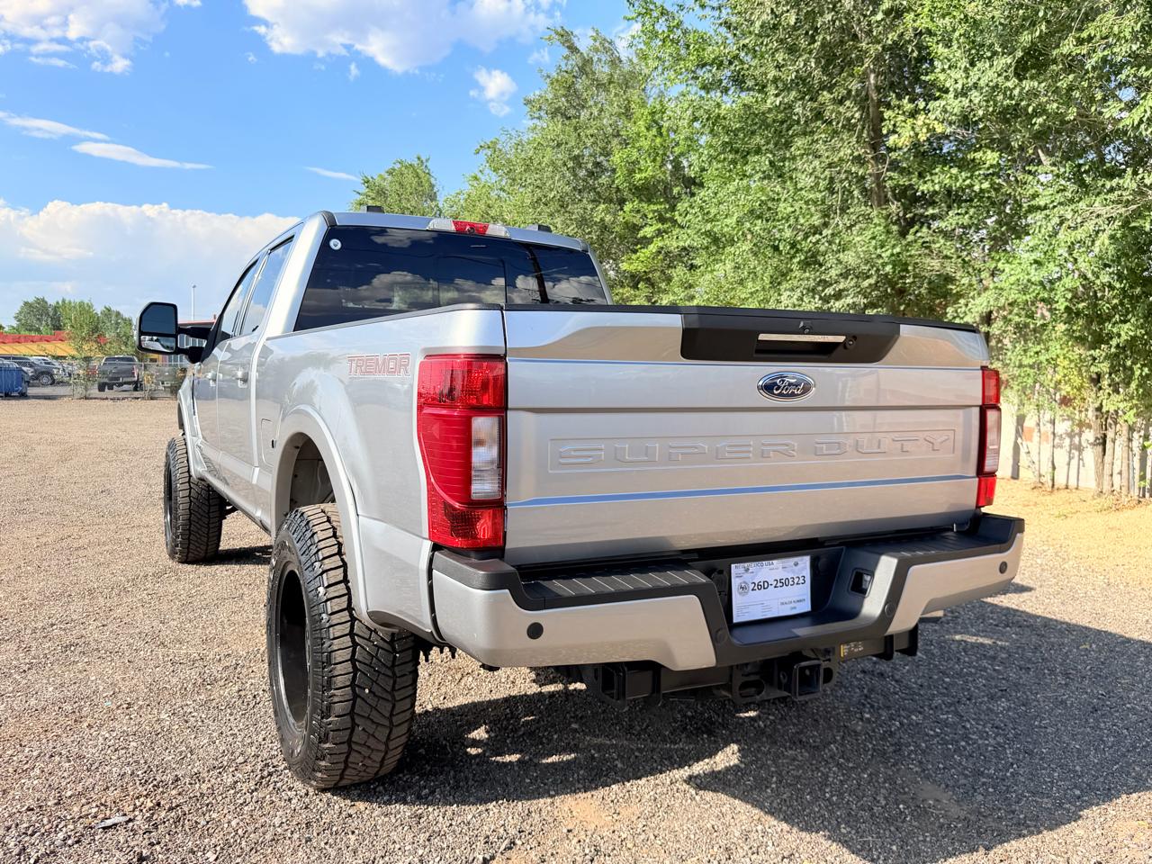 Ford Super Duty F-350 SRW Lariat 4WD Crew Cab 6.75' Box 2022