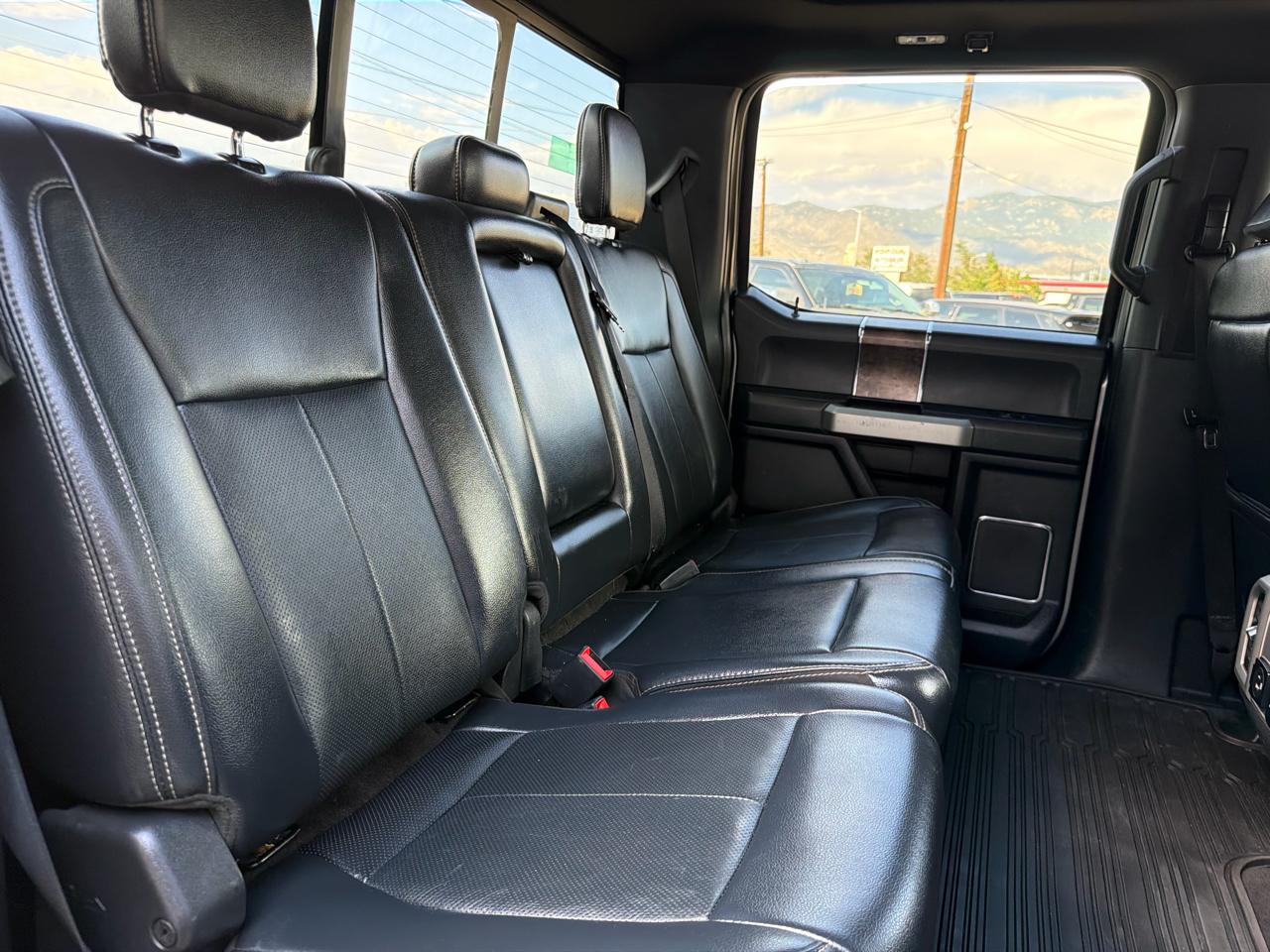 Ford Super Duty F-350 SRW Lariat 4WD Crew Cab 6.75' Box 2022