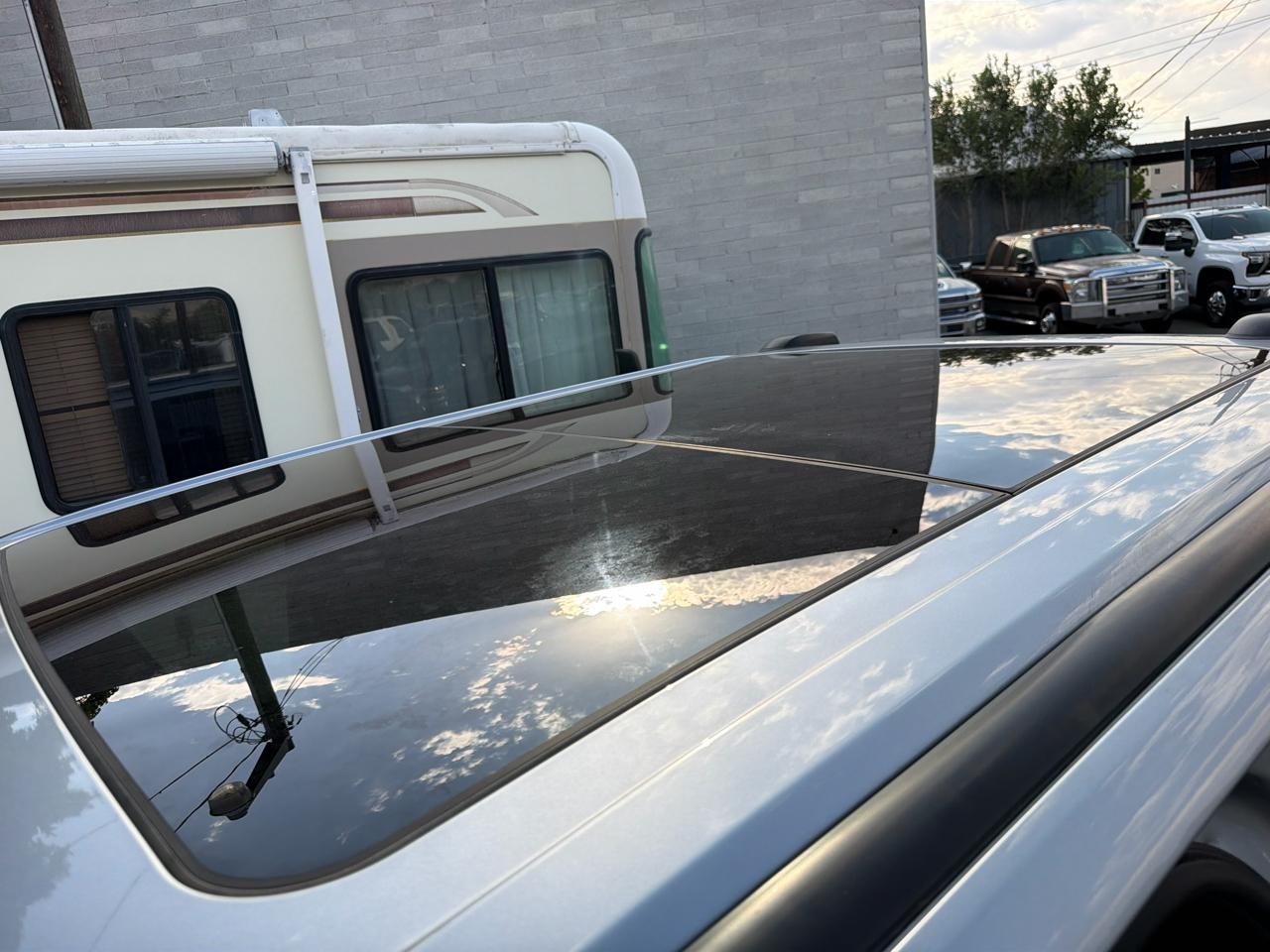 Ford Super Duty F-350 SRW Lariat 4WD Crew Cab 6.75' Box 2022