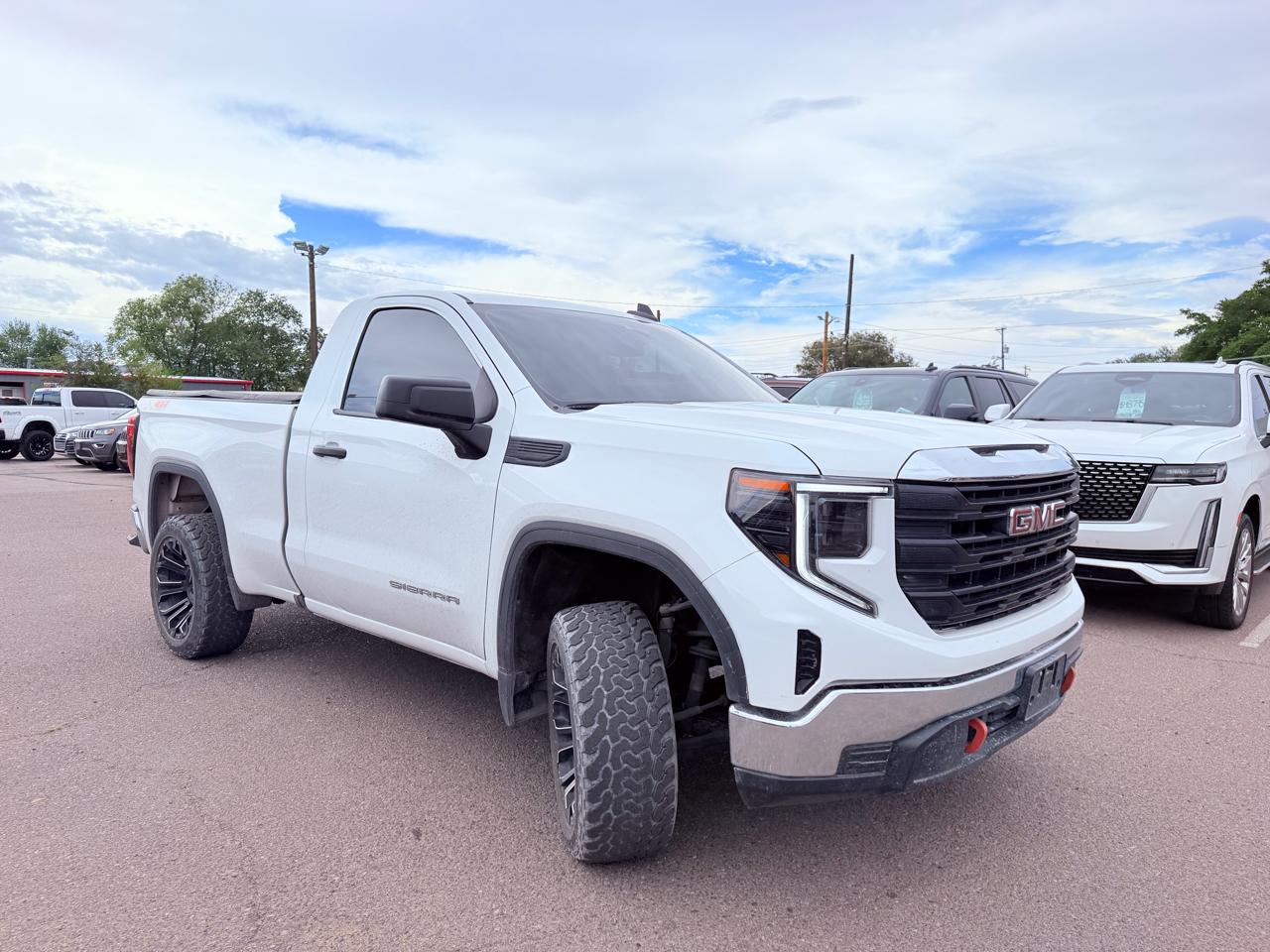 GMC Sierra 1500 2WD Reg Cab 126" Pro 2024