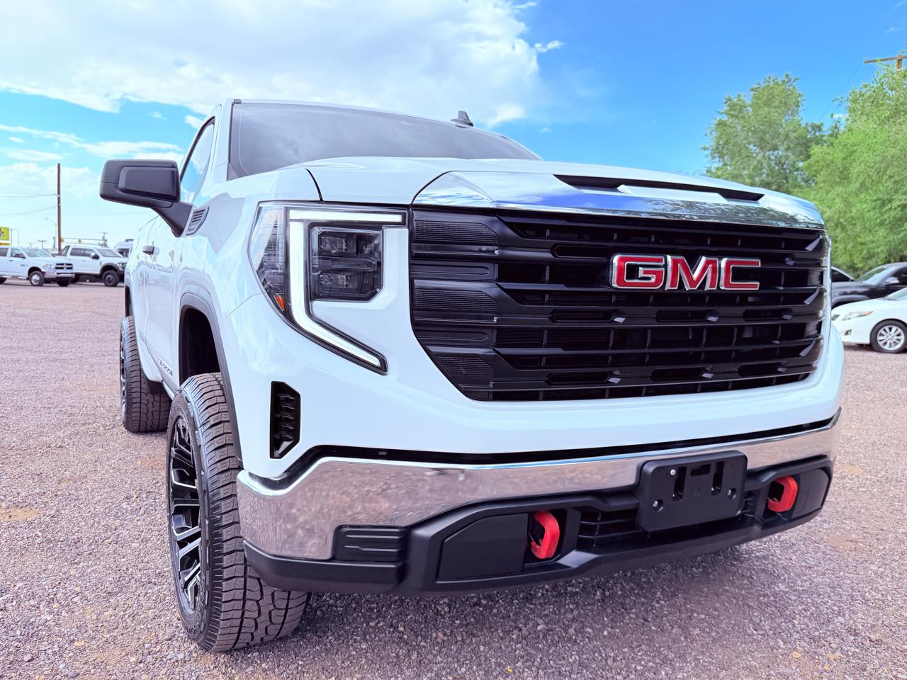 GMC Sierra 1500 2WD Reg Cab 126" Pro 2024