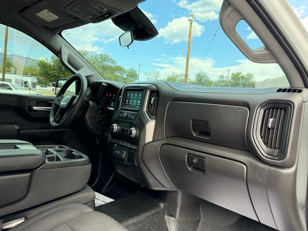 GMC Sierra 1500 2WD Reg Cab 126" Pro 2024