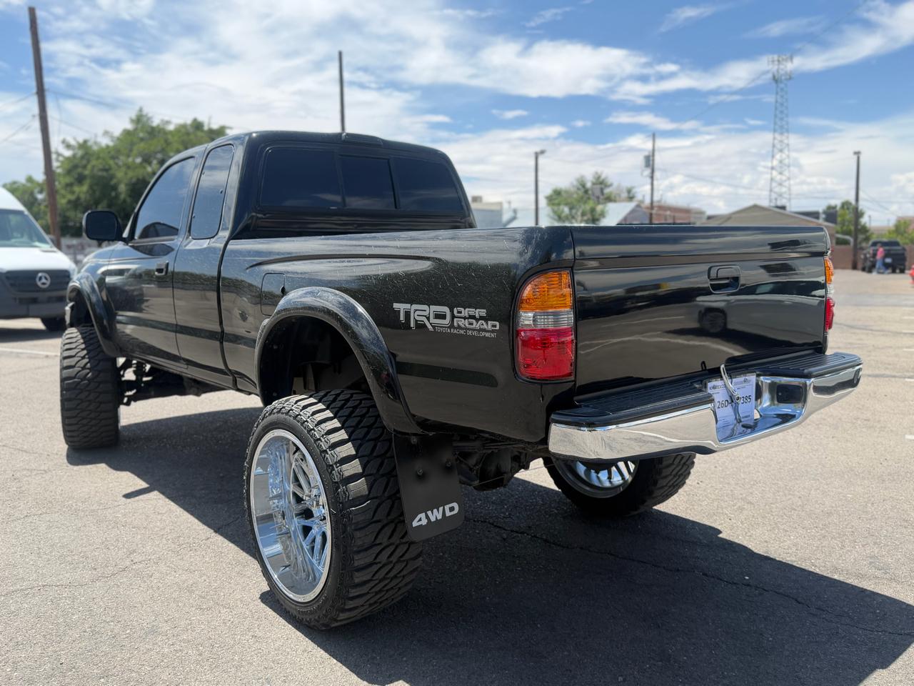 Toyota Tacoma XtraCab V6 Manual 4WD (Natl) 2003