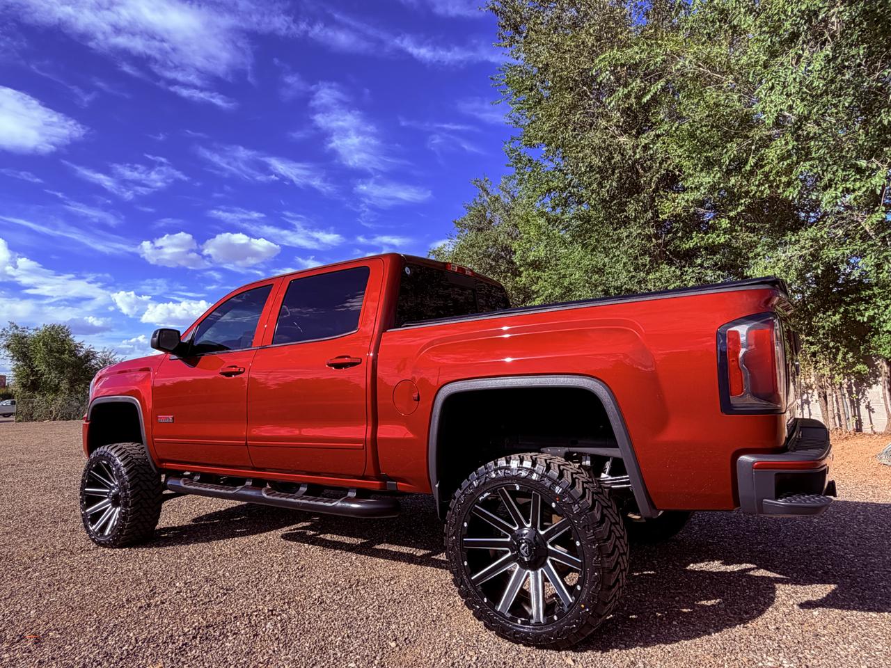 GMC Sierra 1500 4WD Crew Cab 143.5" SLT 2018