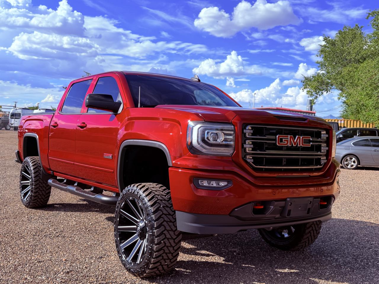 GMC Sierra 1500 4WD Crew Cab 143.5" SLT 2018