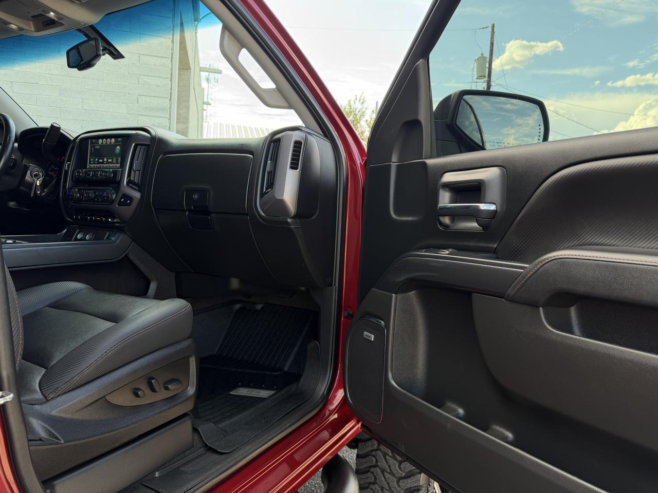 GMC Sierra 1500 4WD Crew Cab 143.5" SLT 2018