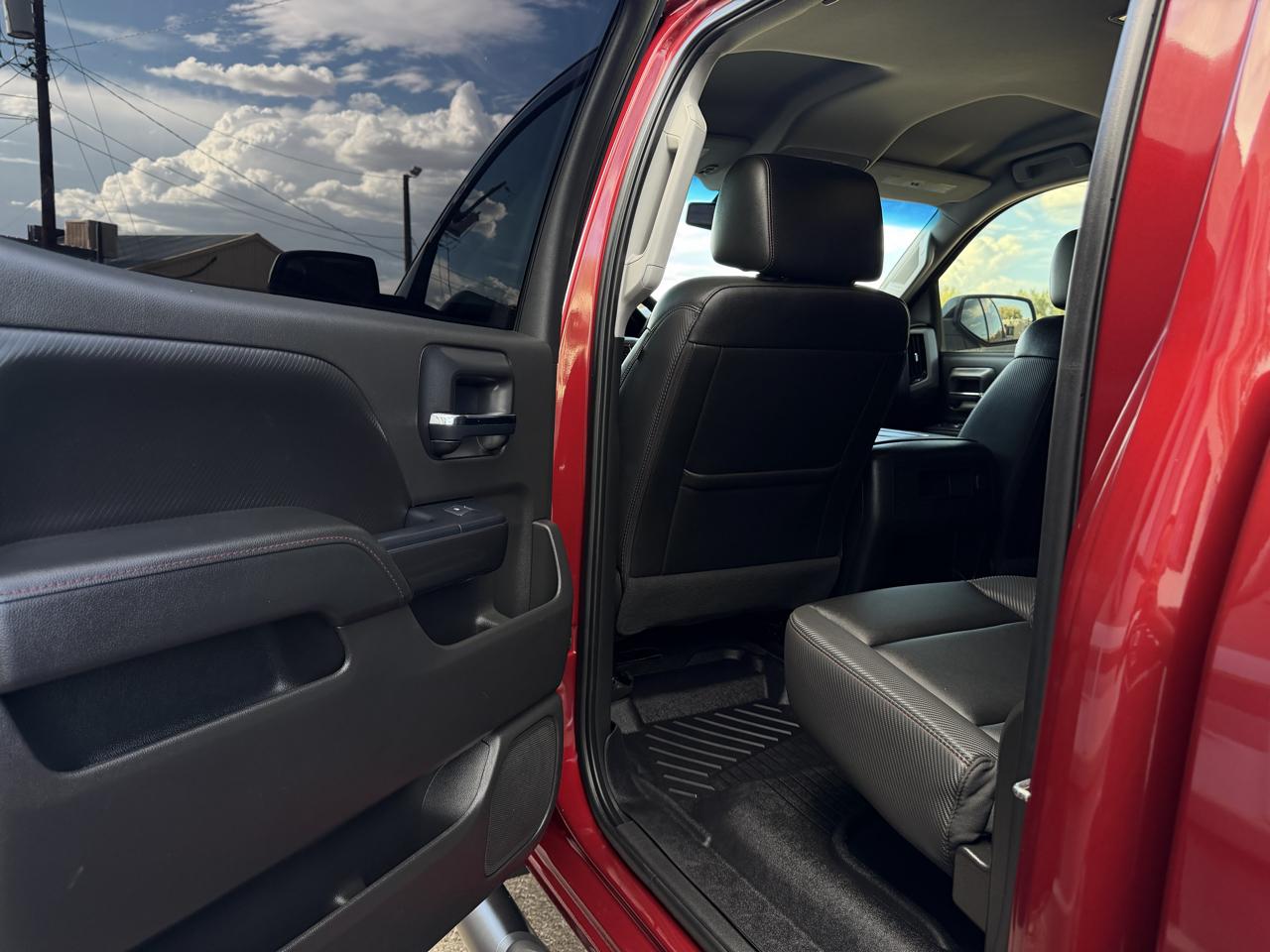 GMC Sierra 1500 4WD Crew Cab 143.5" SLT 2018