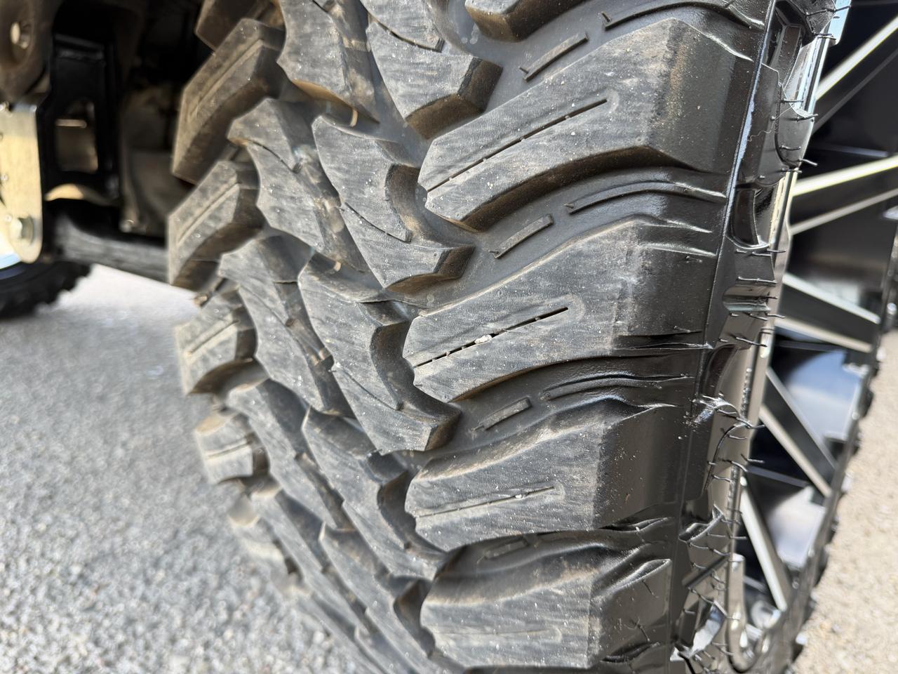 GMC Sierra 1500 4WD Crew Cab 143.5" SLT 2018