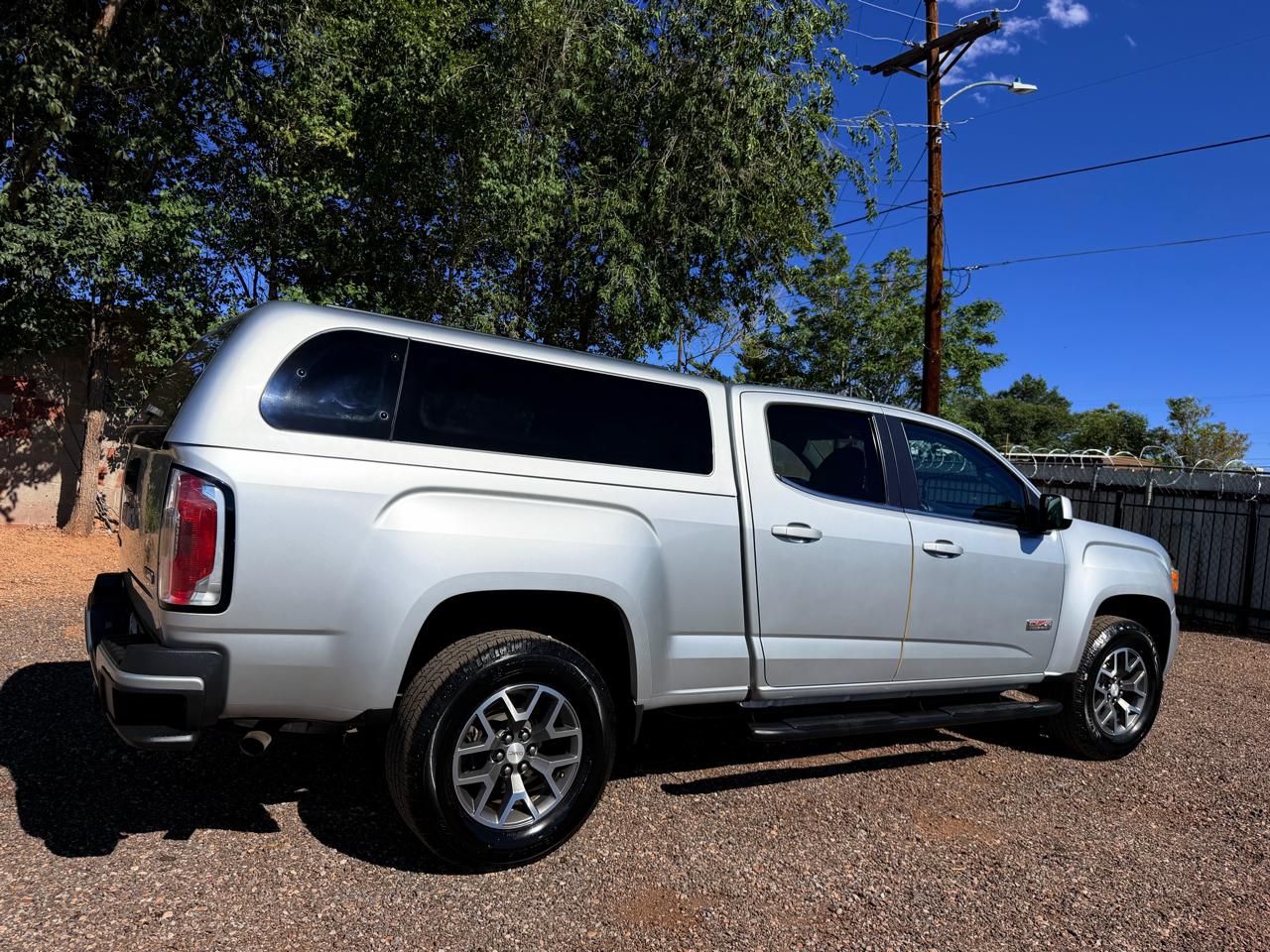 GMC Canyon 4WD Crew Cab 140.5" SLE 2016