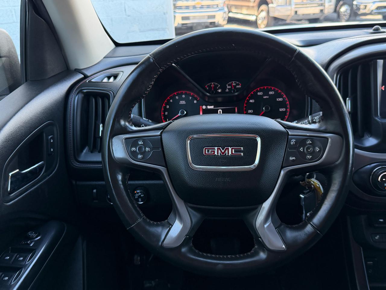 GMC Canyon 4WD Crew Cab 140.5" SLE 2016