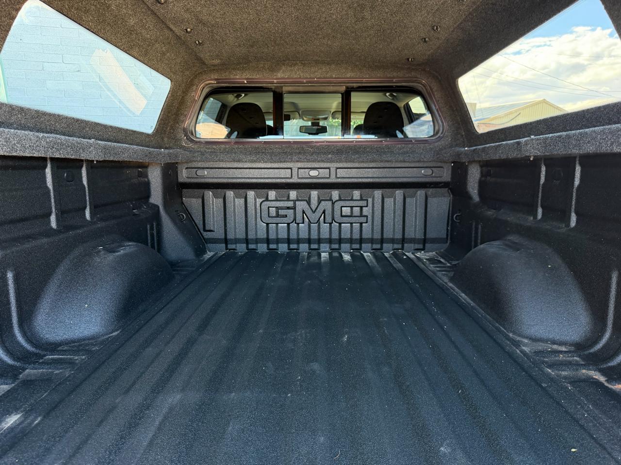 GMC Canyon 4WD Crew Cab 140.5" SLE 2016