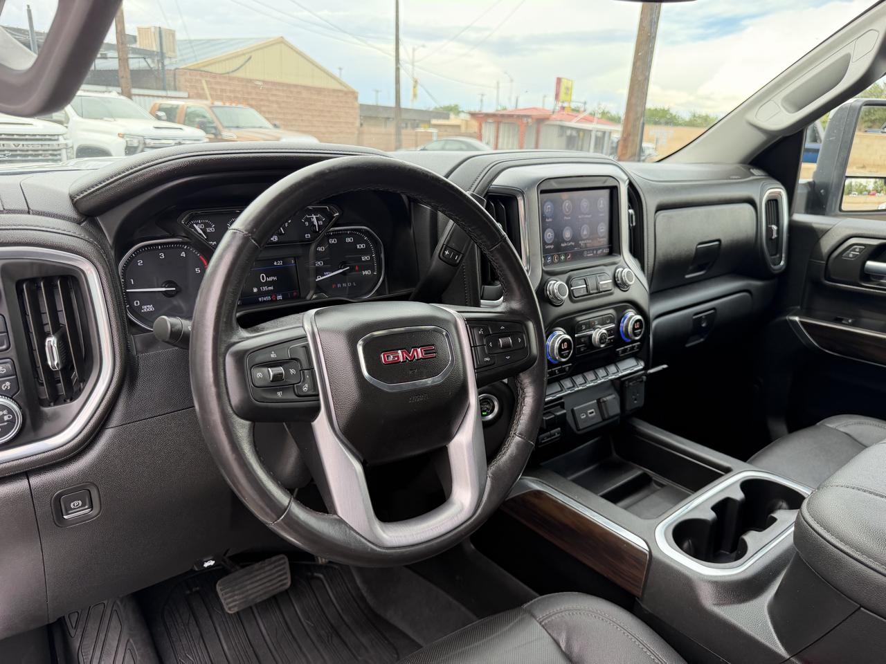 GMC Sierra 2500HD 4WD Crew Cab 159" SLT 2023