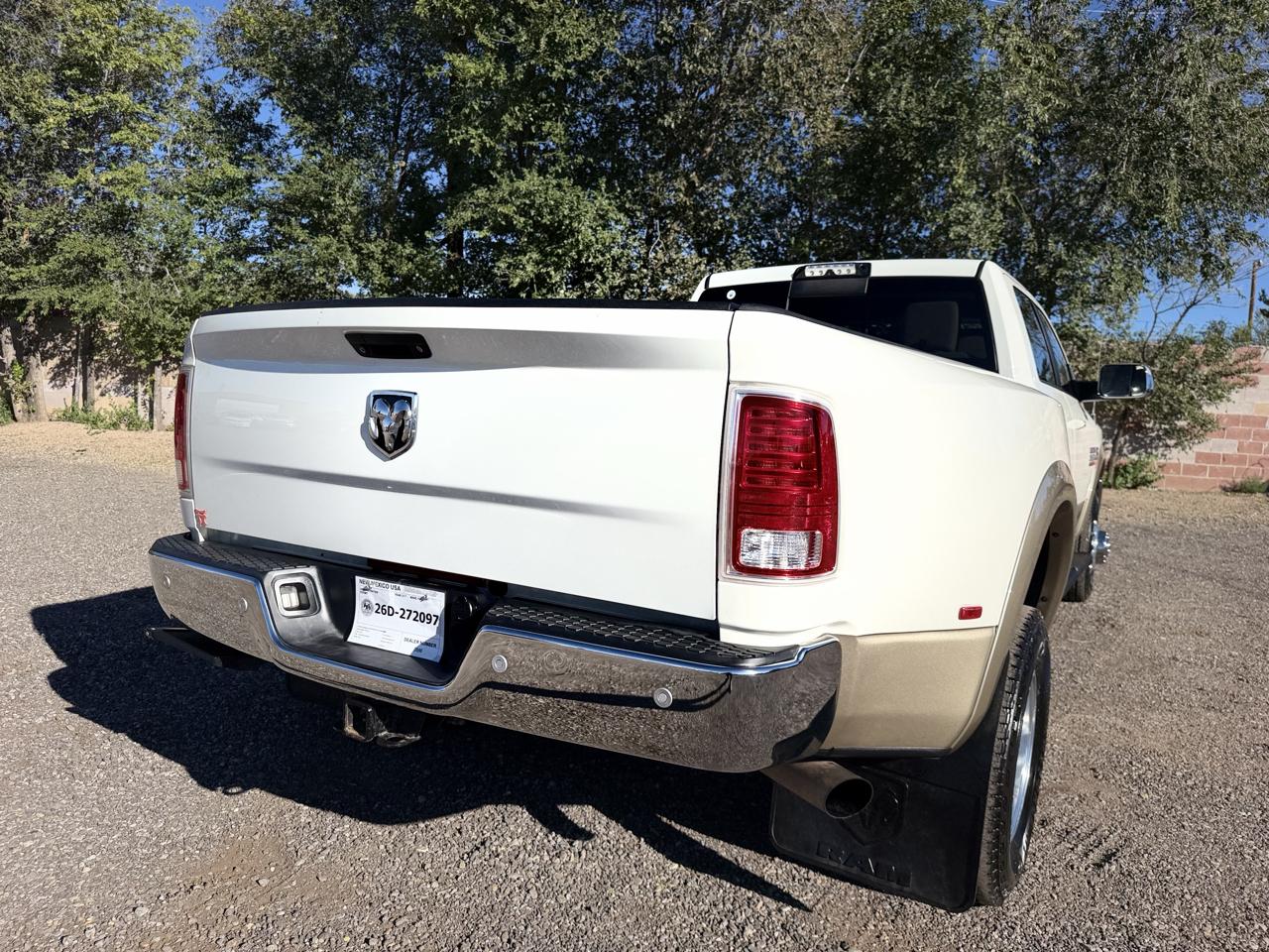 RAM 3500 Laramie 4x4 Crew Cab 8' Box 2017