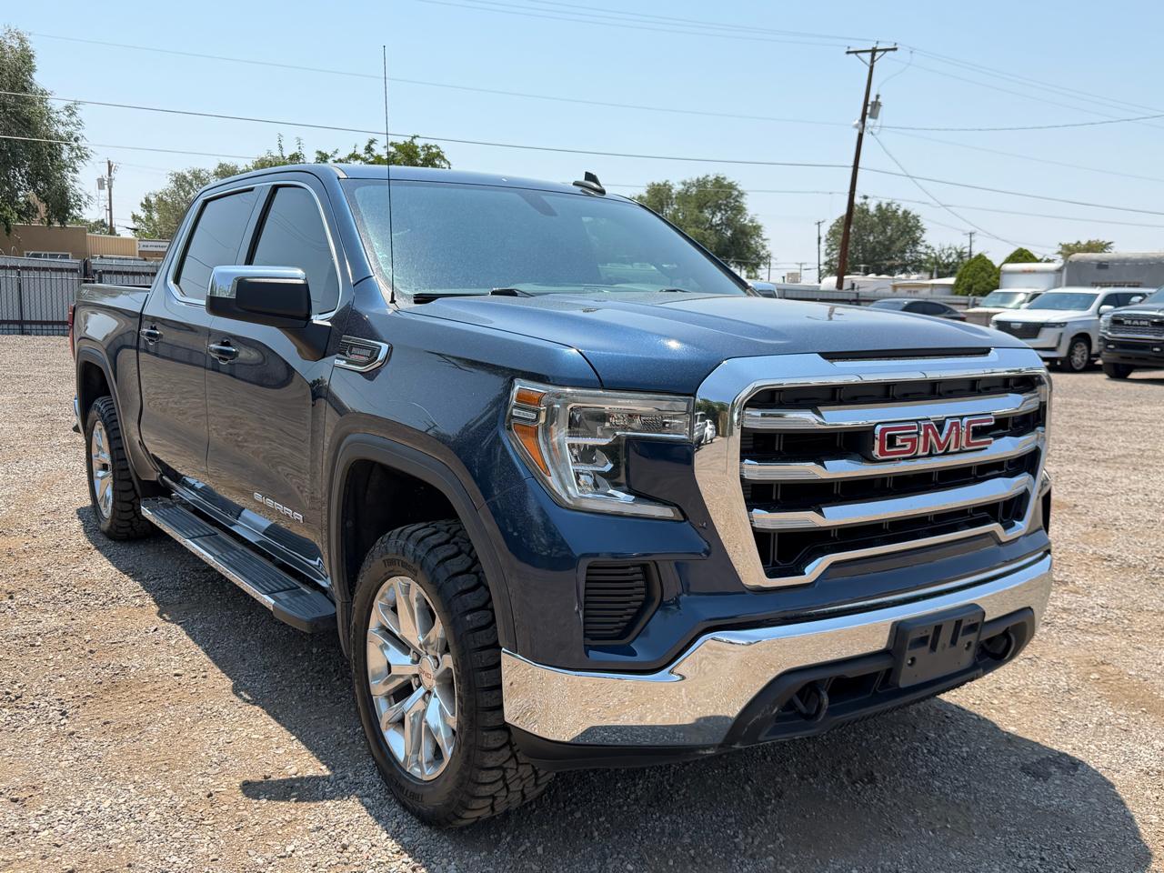 GMC Sierra 1500 4WD Crew Cab 147" SLE 2020