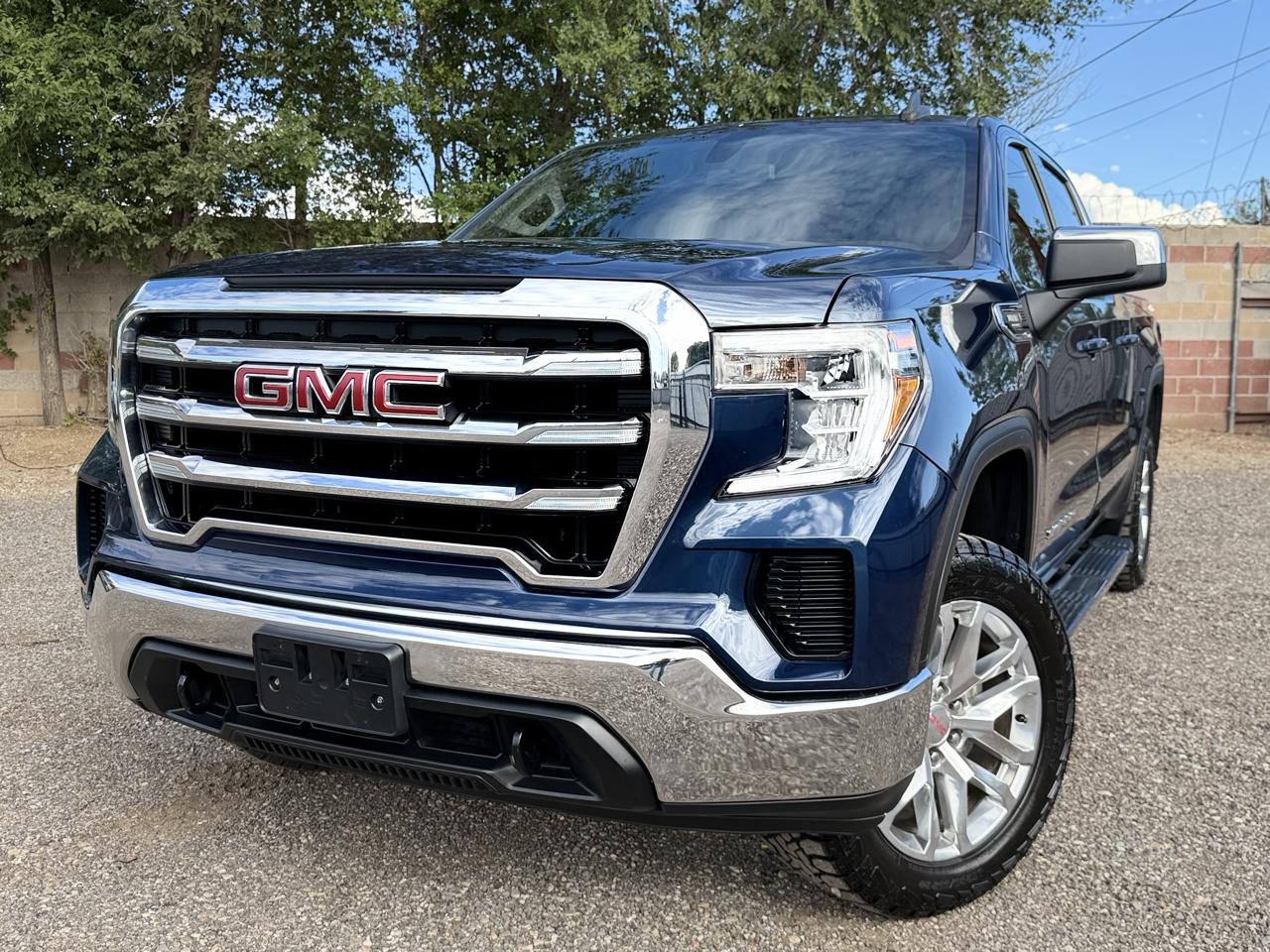 GMC Sierra 1500 4WD Crew Cab 147" SLE 2020
