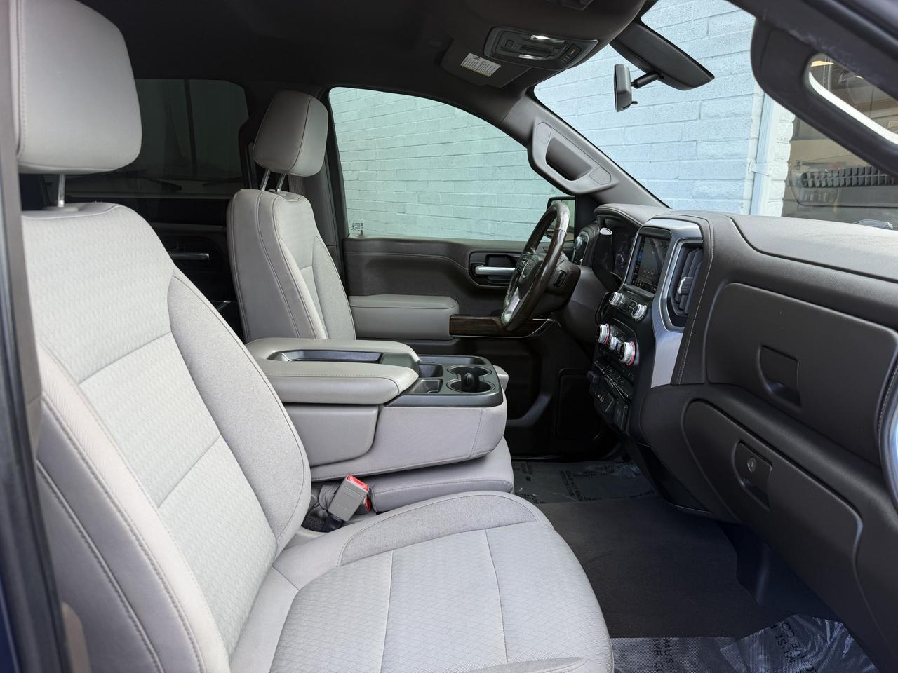 GMC Sierra 1500 4WD Crew Cab 147" SLE 2020