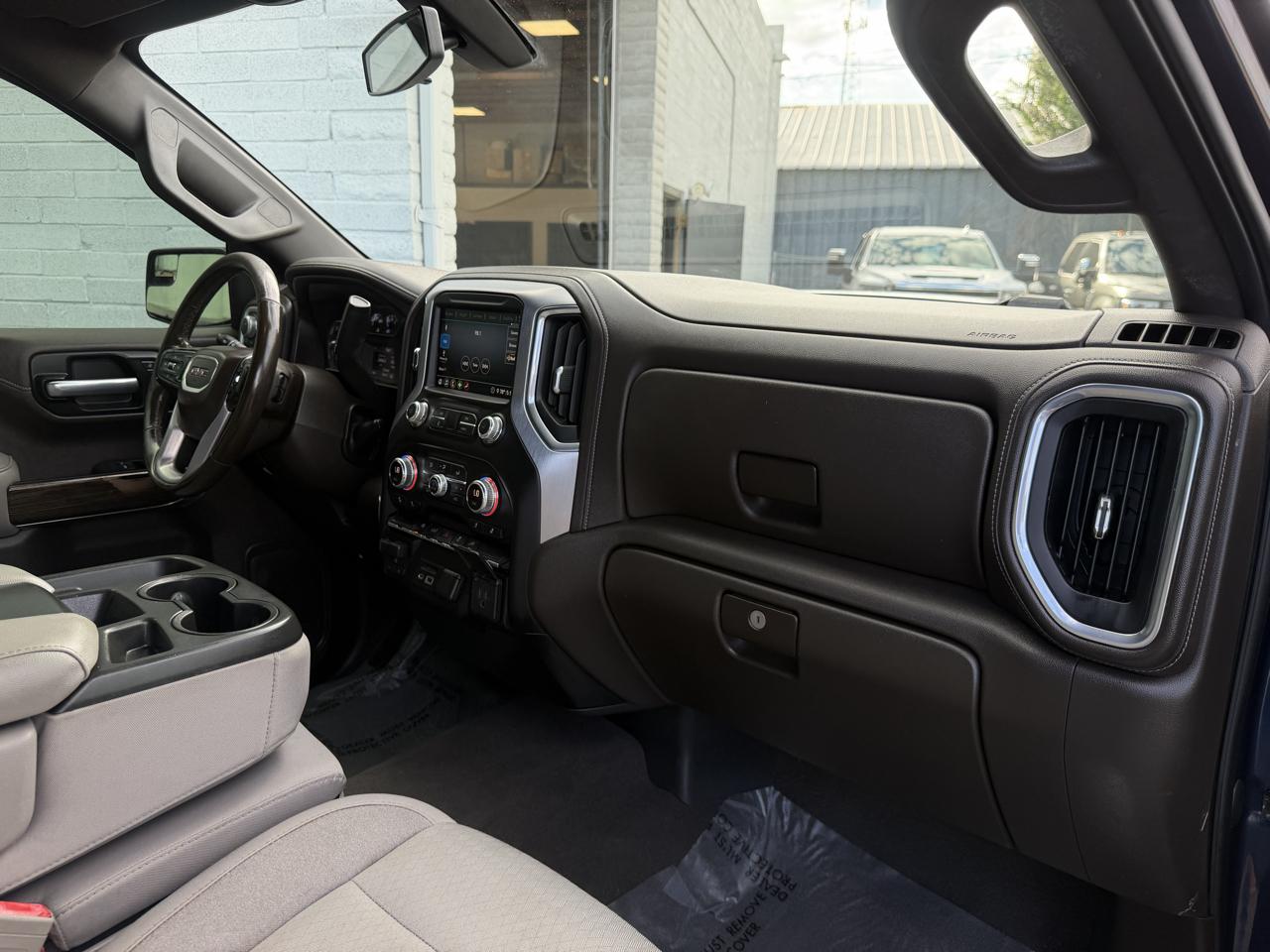 GMC Sierra 1500 4WD Crew Cab 147" SLE 2020