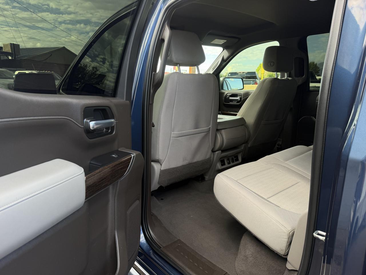GMC Sierra 1500 4WD Crew Cab 147" SLE 2020